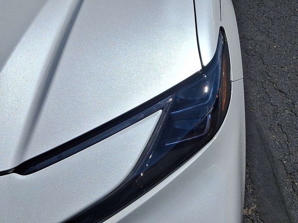 Thumbnail: 2025 Toyota Camry - 9