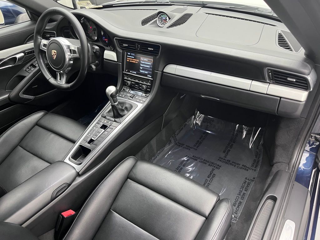 2013 Porsche 911 Carrera S 21