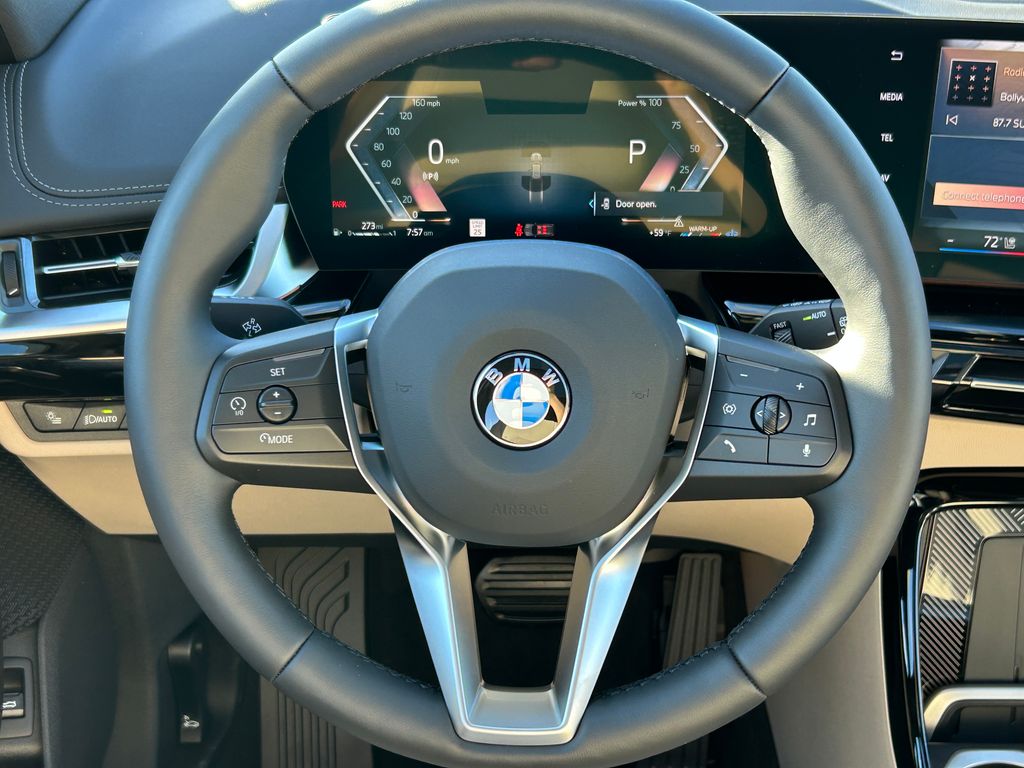 Thumbnail: 2025 BMW X1 - 18