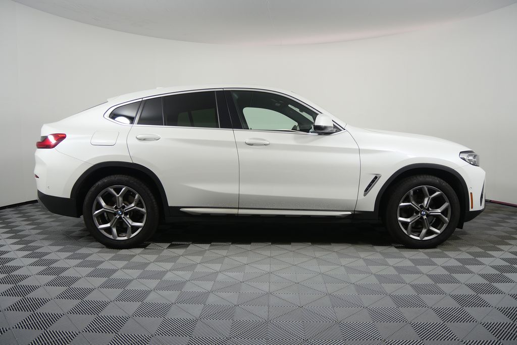 Thumbnail: 2024 BMW X4 - 2