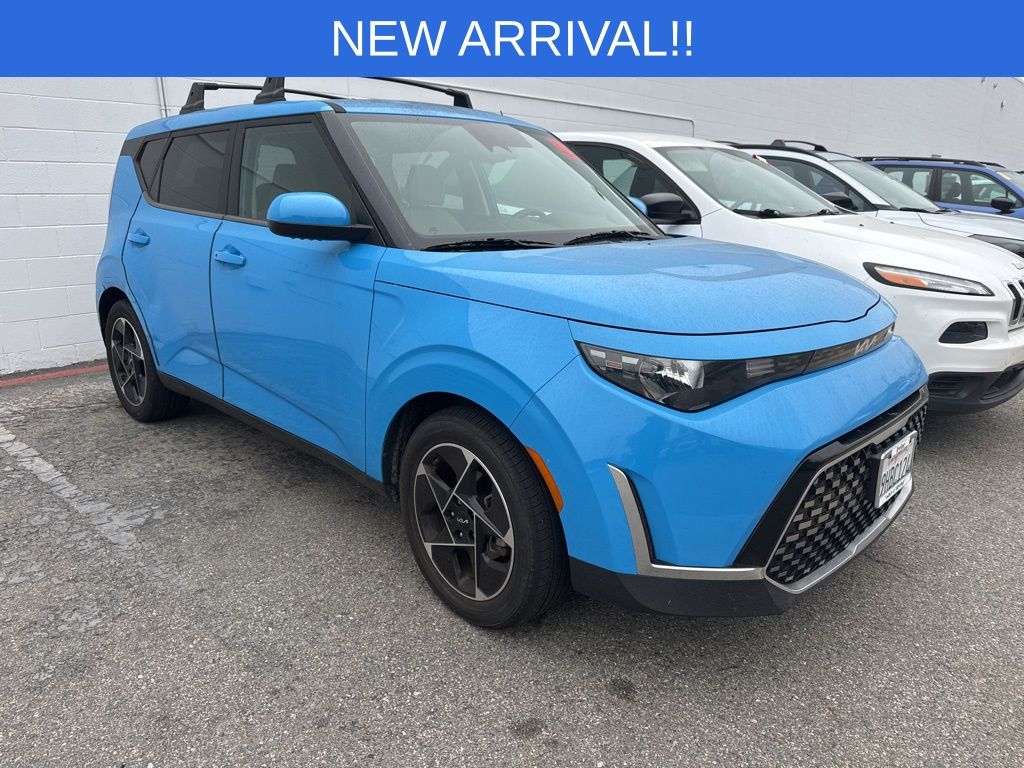 2023 Kia Soul EX FWD