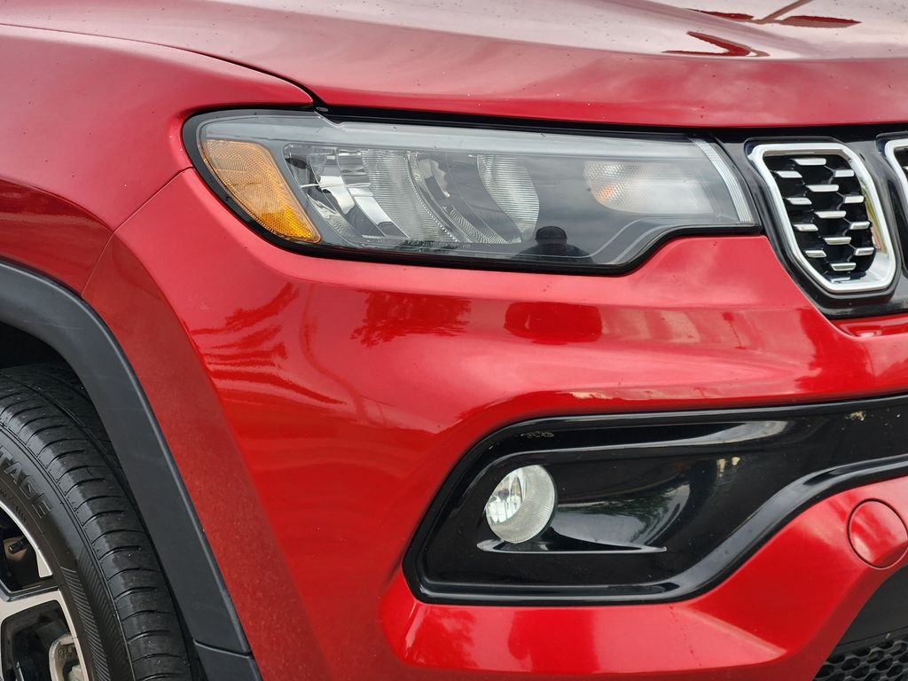 2025 Jeep Compass Limited - Photo 28