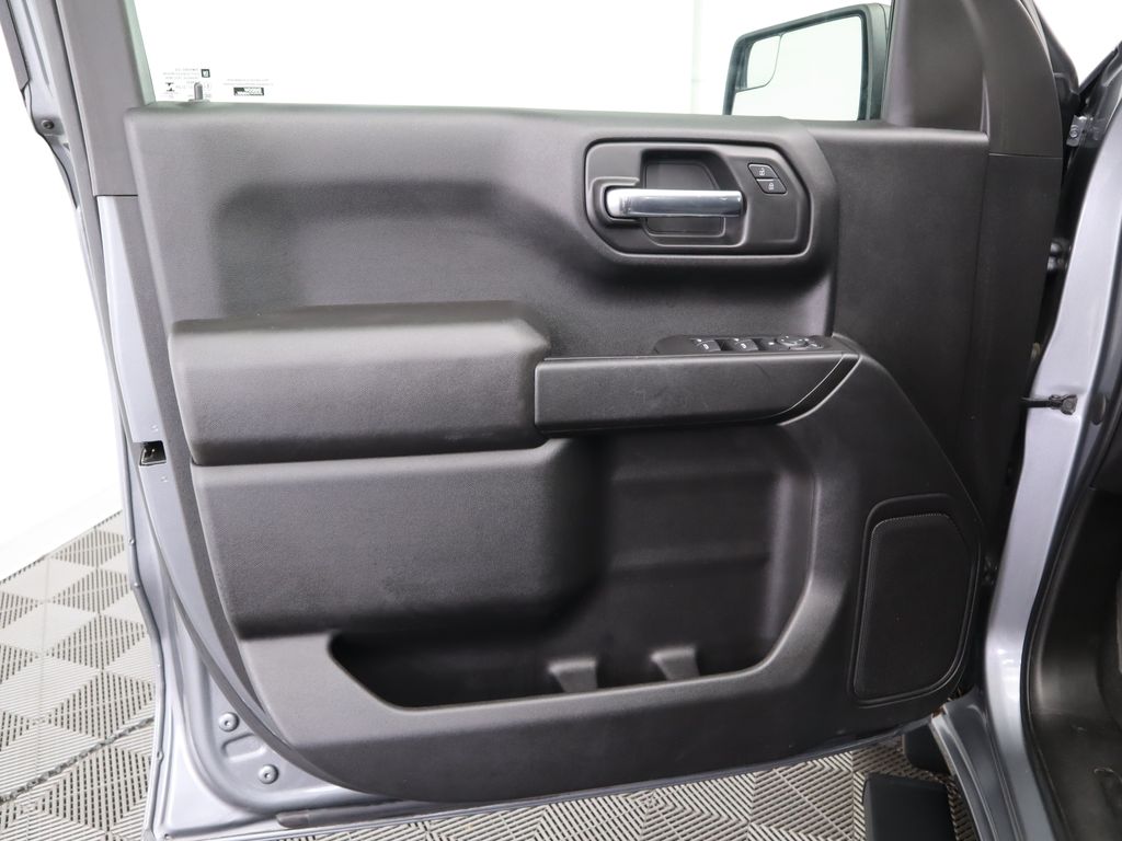 2020 Chevrolet Silverado 1500 Custom 23