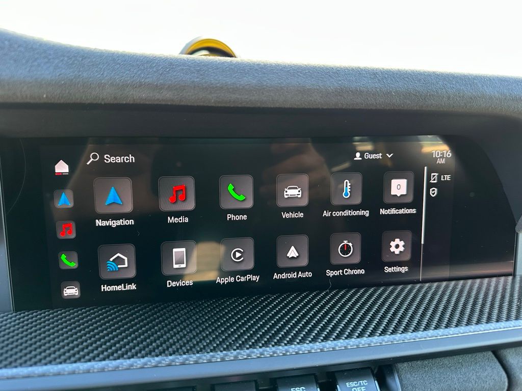 Thumbnail: 2025 Porsche 911 - 32