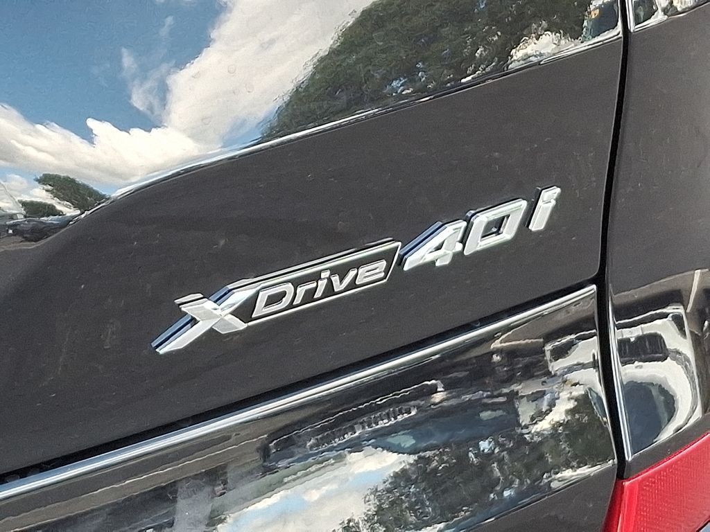 Thumbnail: 2026 BMW X5 - 12