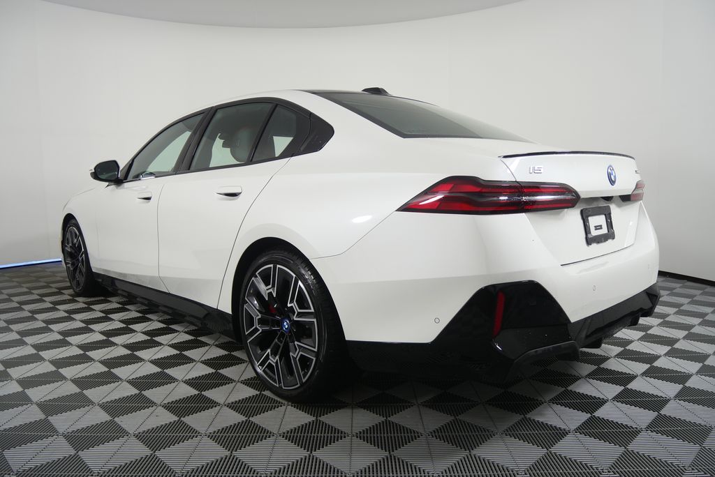 Thumbnail: 2025 BMW i5 - 5