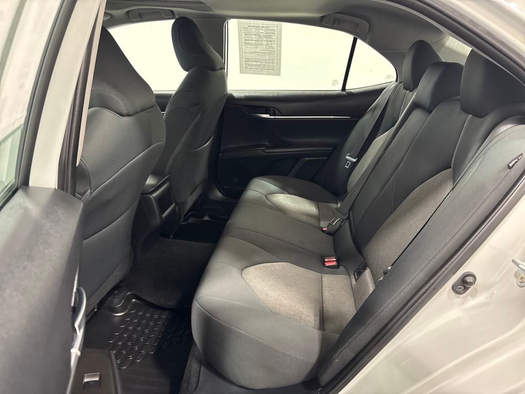 2022 Toyota Camry LE photo