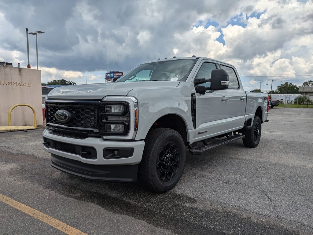 2026 Ford F-350 Super Duty XLT
