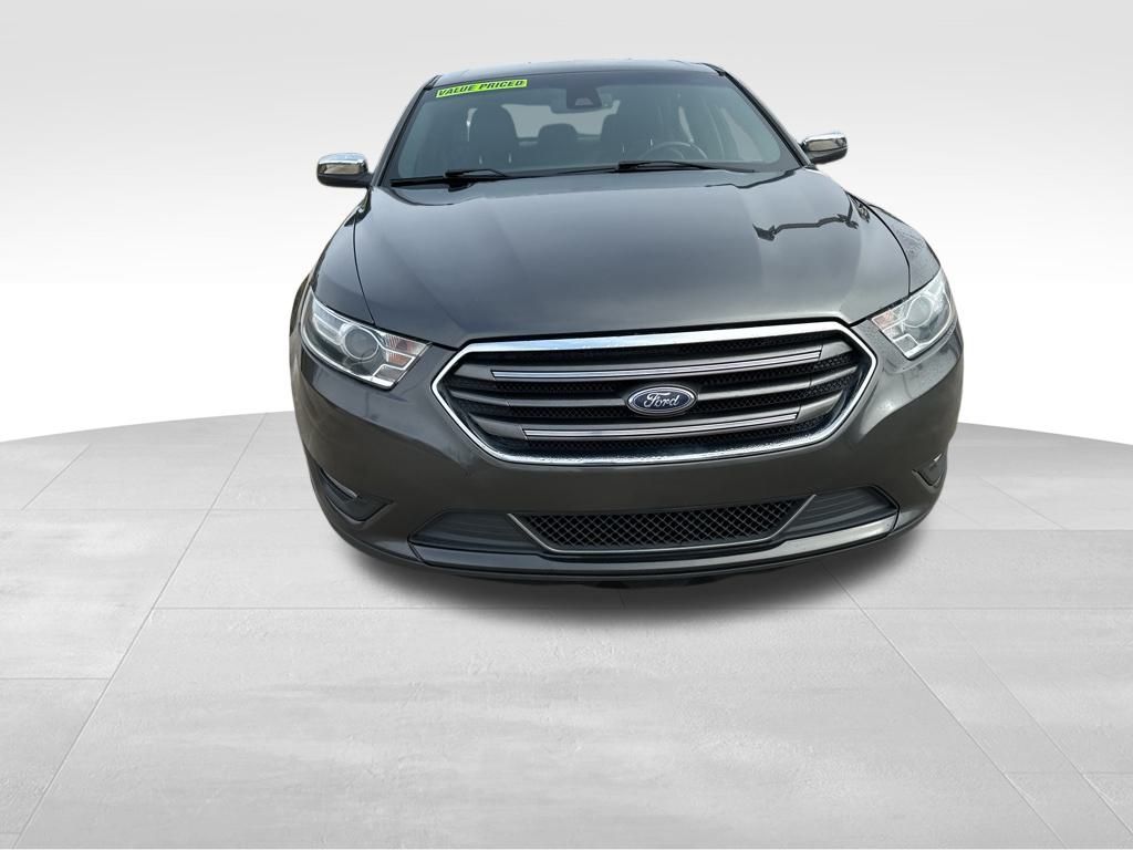 2018 Ford Taurus Limited 3