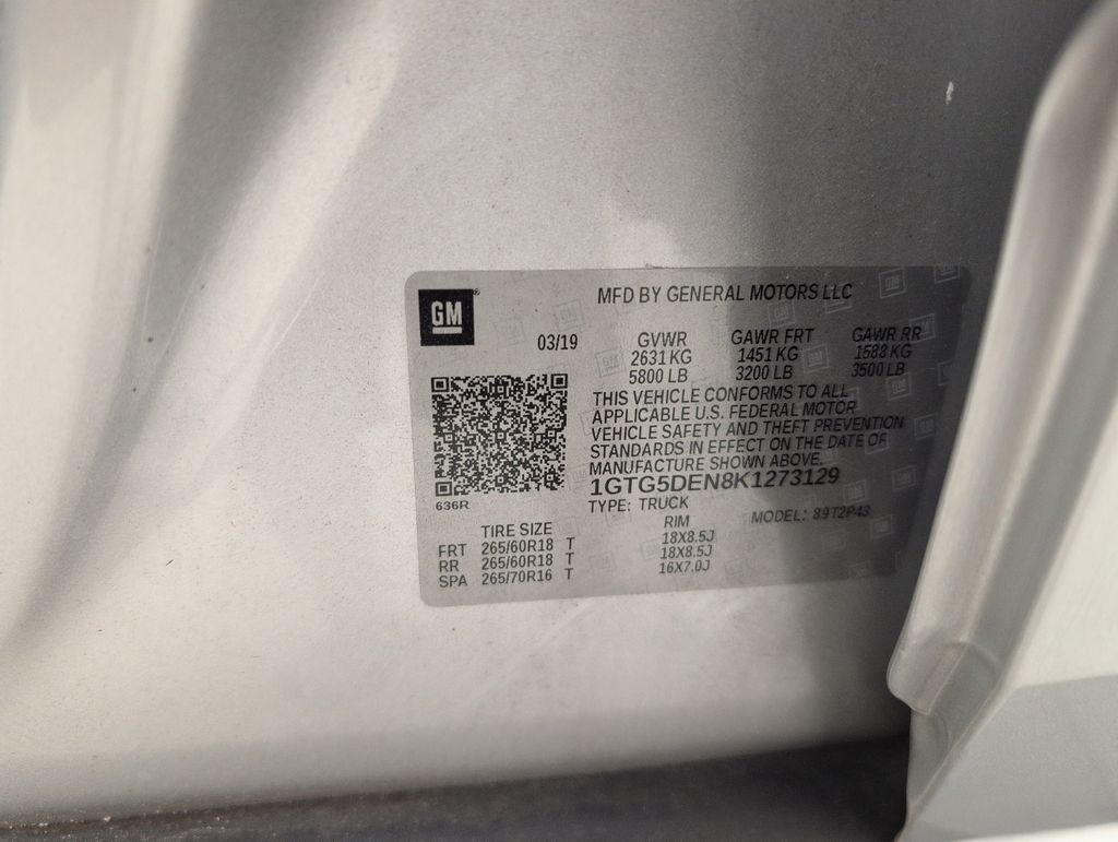 Certified Used 2019 Silver GMC SLT image 41