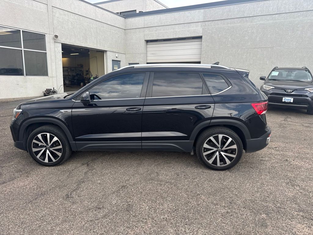 2024 Volkswagen Taos 1.5T SE - 0