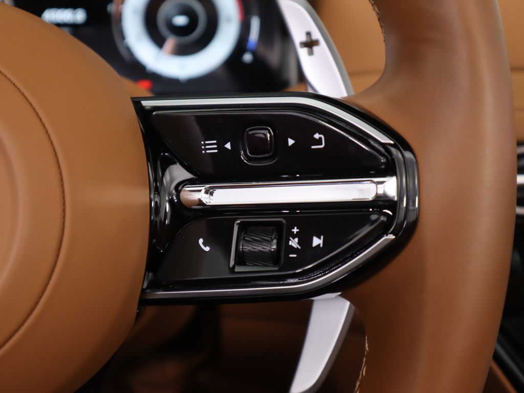 Thumbnail: 2024 Aston Martin DB12 - 20