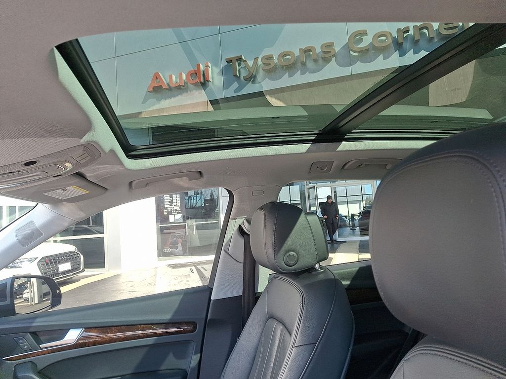 Thumbnail: 2018 Audi Q5 - 14