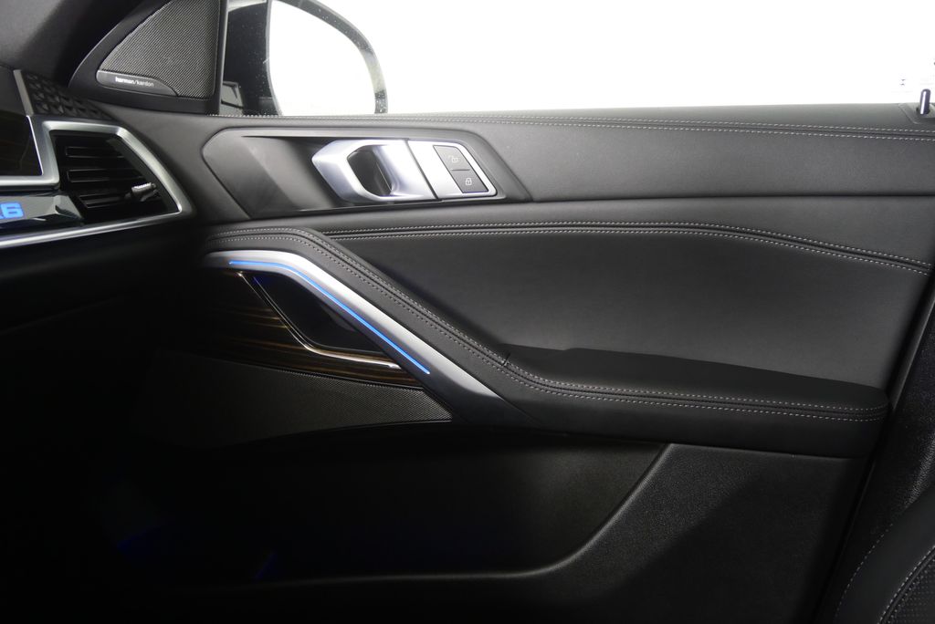 Thumbnail: 2025 BMW X6 - 27