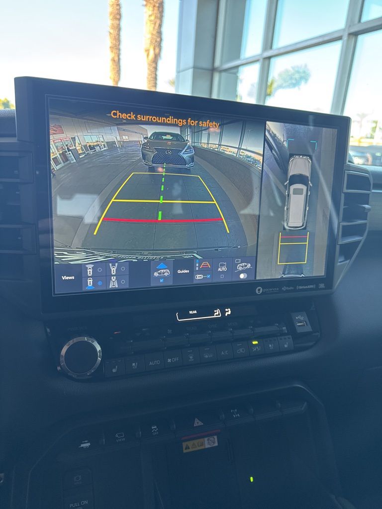 Thumbnail: 2023 Toyota Sequoia - 8