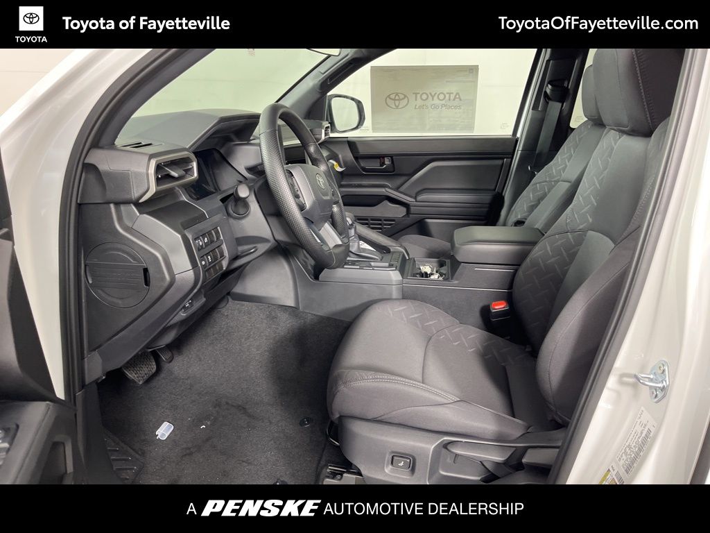 2025 Toyota Tacoma SR 18