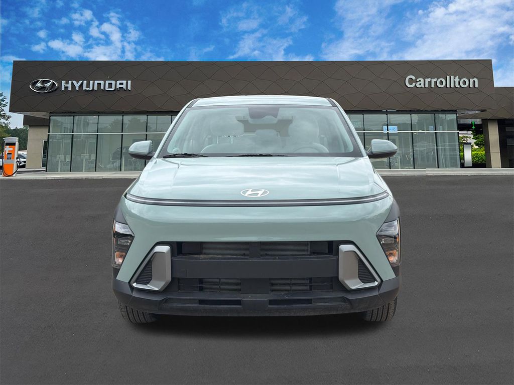 New 2026 Green Hyundai SE image 2