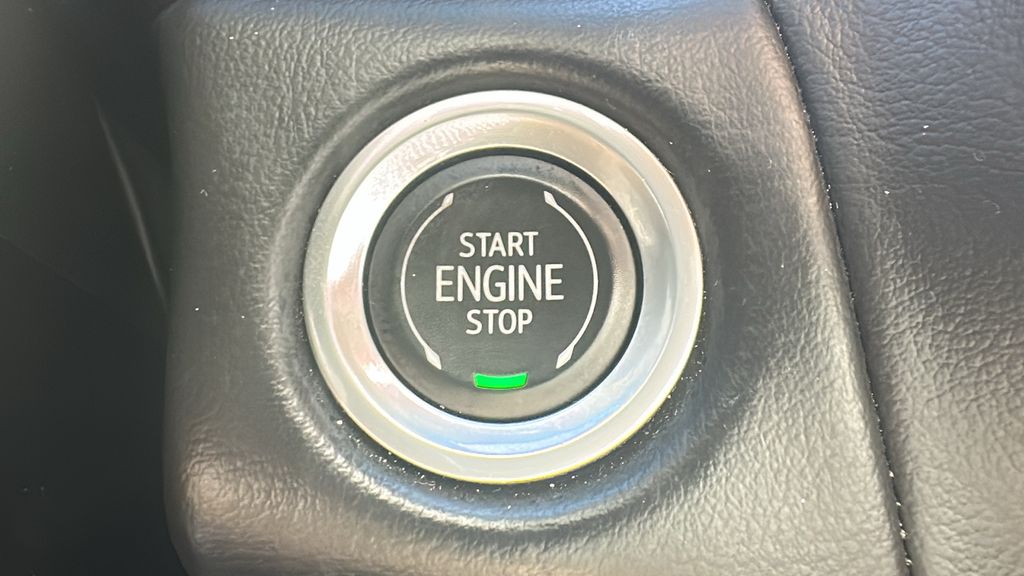 2023 Chevrolet Suburban Premier White at Baytown Hyundai