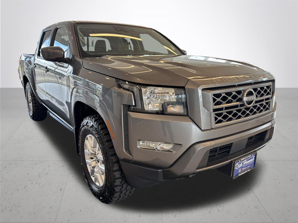2022 Nissan Frontier SV