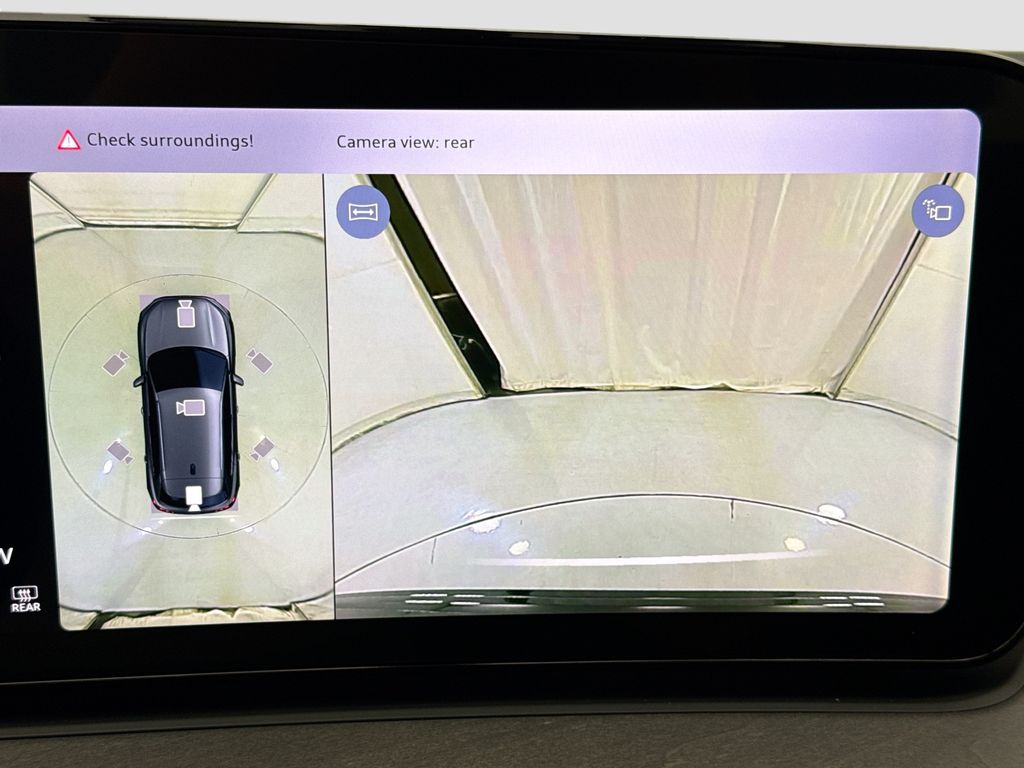 Thumbnail: 2026 Audi Q3 - 15