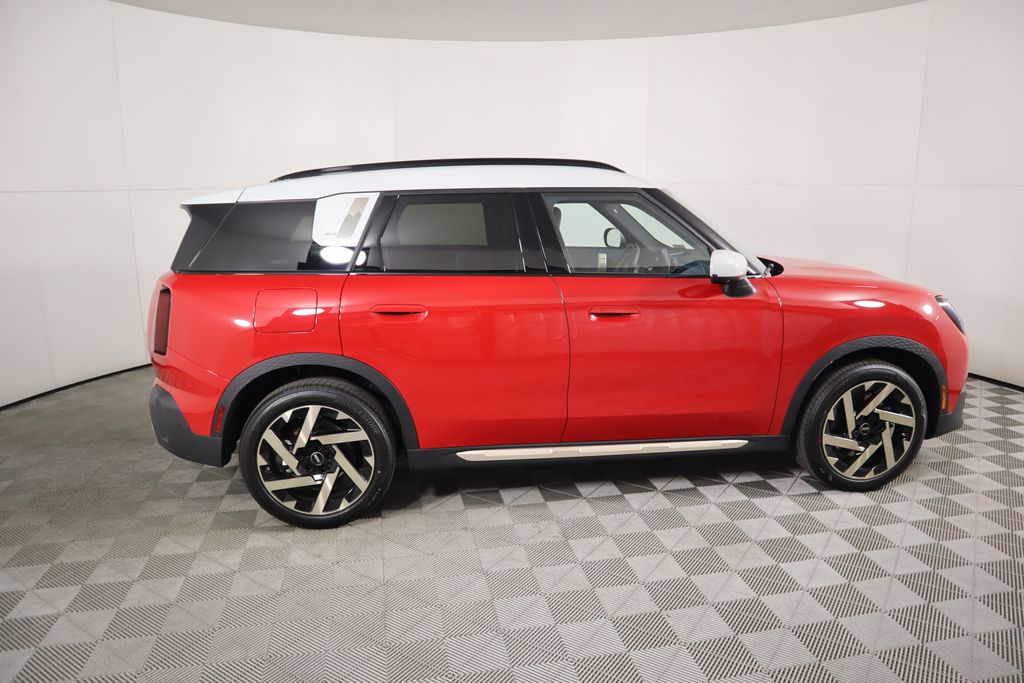 2025 MINI Cooper Countryman Base 4