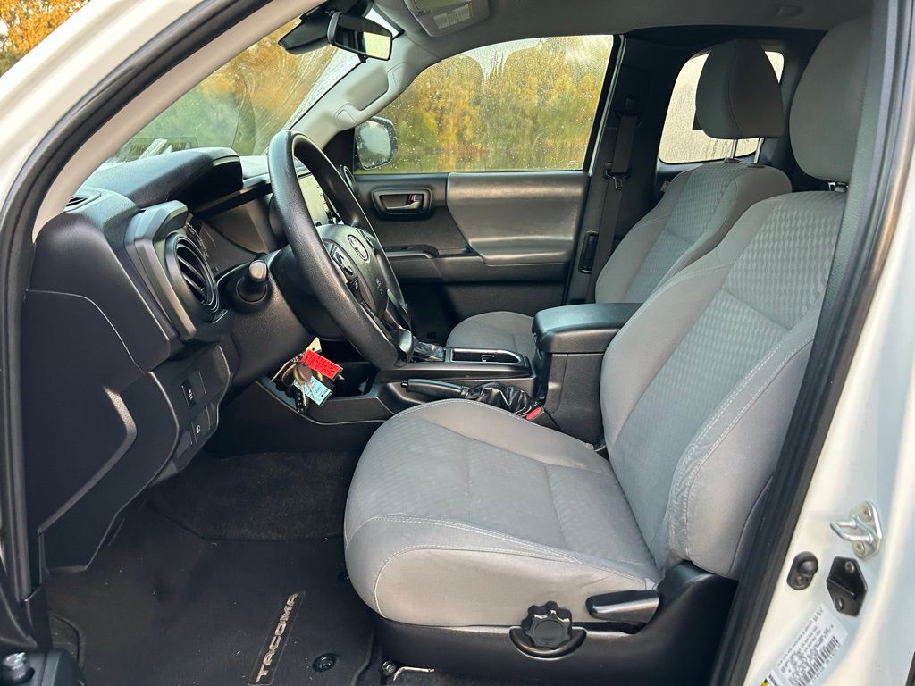 Thumbnail: 2021 Toyota Tacoma - 14