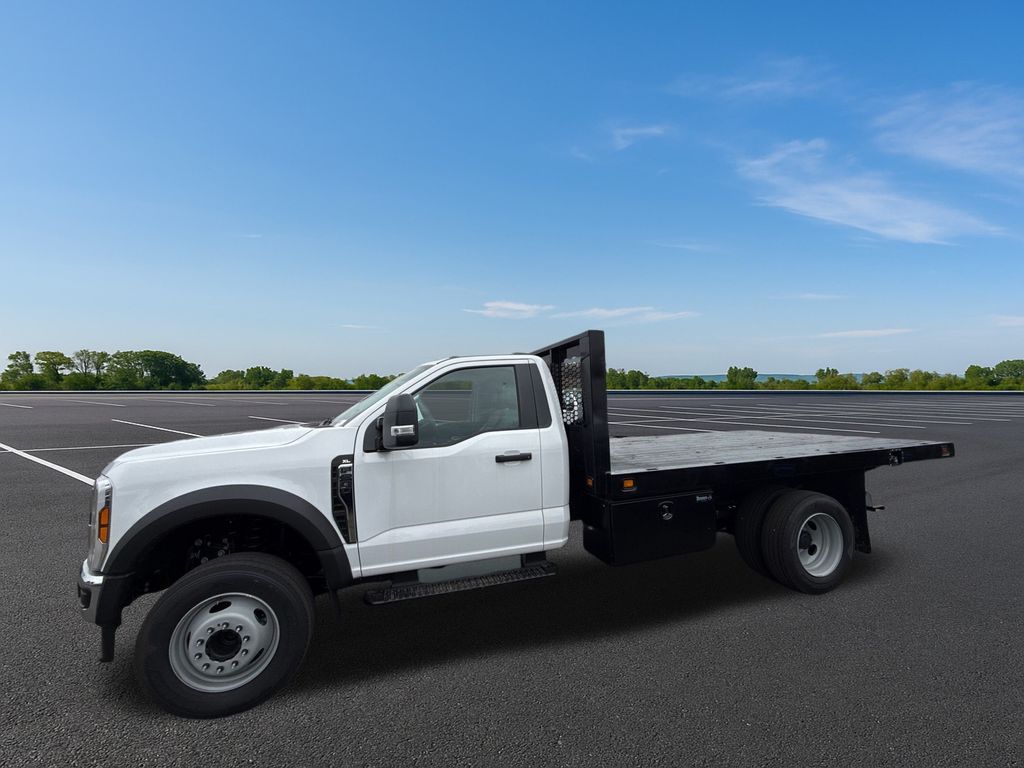 New 2024 Ford Super Duty F-600 Chassis Regular Cab (DRW) 169" Wheelbase XL