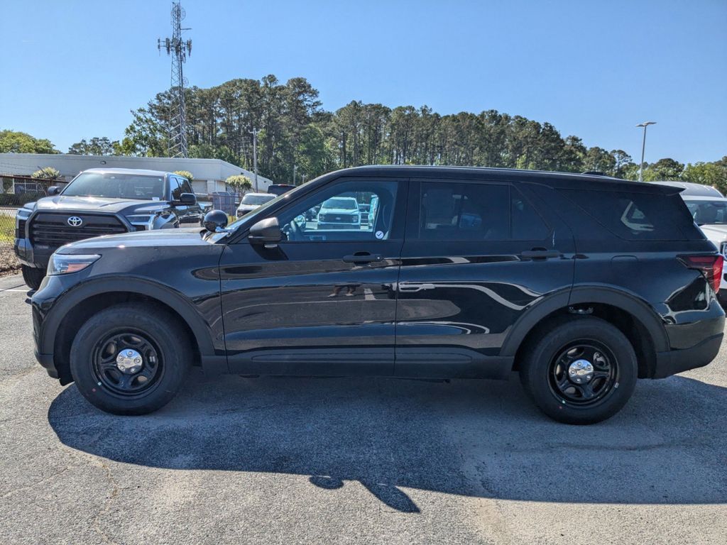 2025 Ford Police Interceptor Utility 