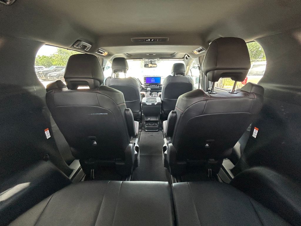 Used 2025 Toyota Sienna Van