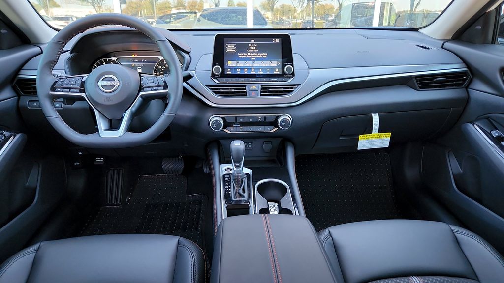2025 Nissan Altima