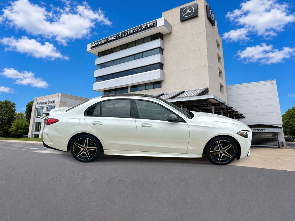 Thumbnail: 2023 Mercedes-Benz C-Class - 4