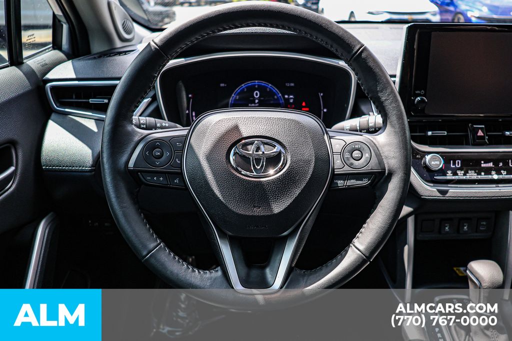 Used 2023 Silver Toyota XLE image 33