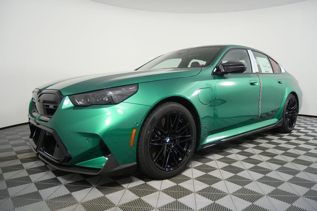 Thumbnail: 2026 BMW M5 - 10