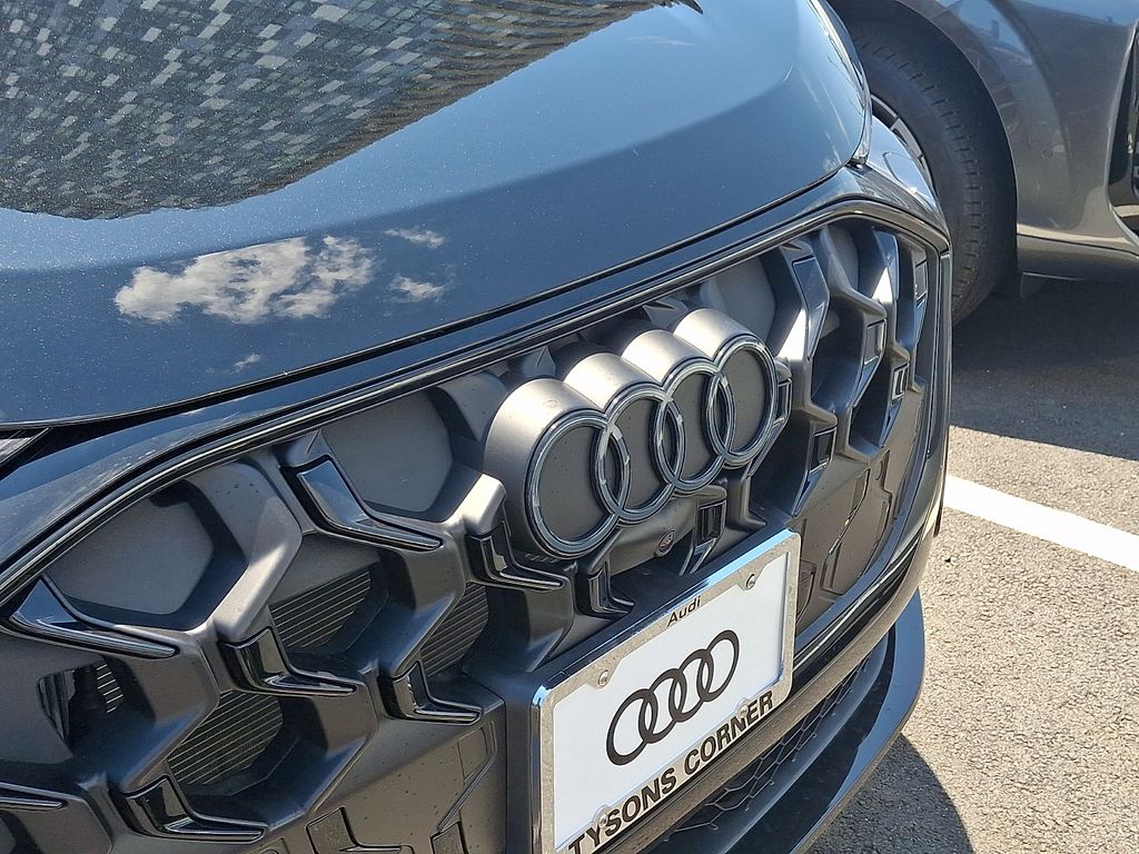 Thumbnail: 2026 Audi Q5 - 3