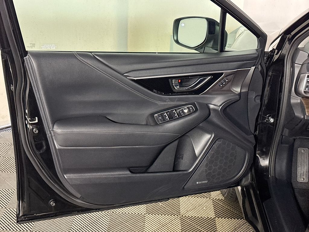 2024 Subaru Outback Touring XT