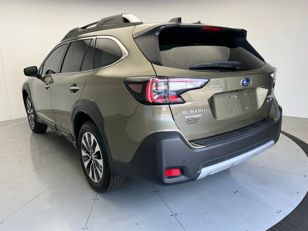 2025 Subaru Outback Touring 4