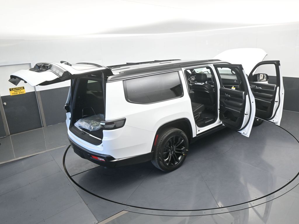 New 2026 Bright White Clearcoat Jeep Summit Obsidian image 70