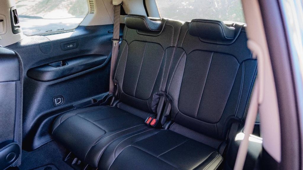 Used 2021 Jeep Grand Cherokee L Limited 4D Sport Utility