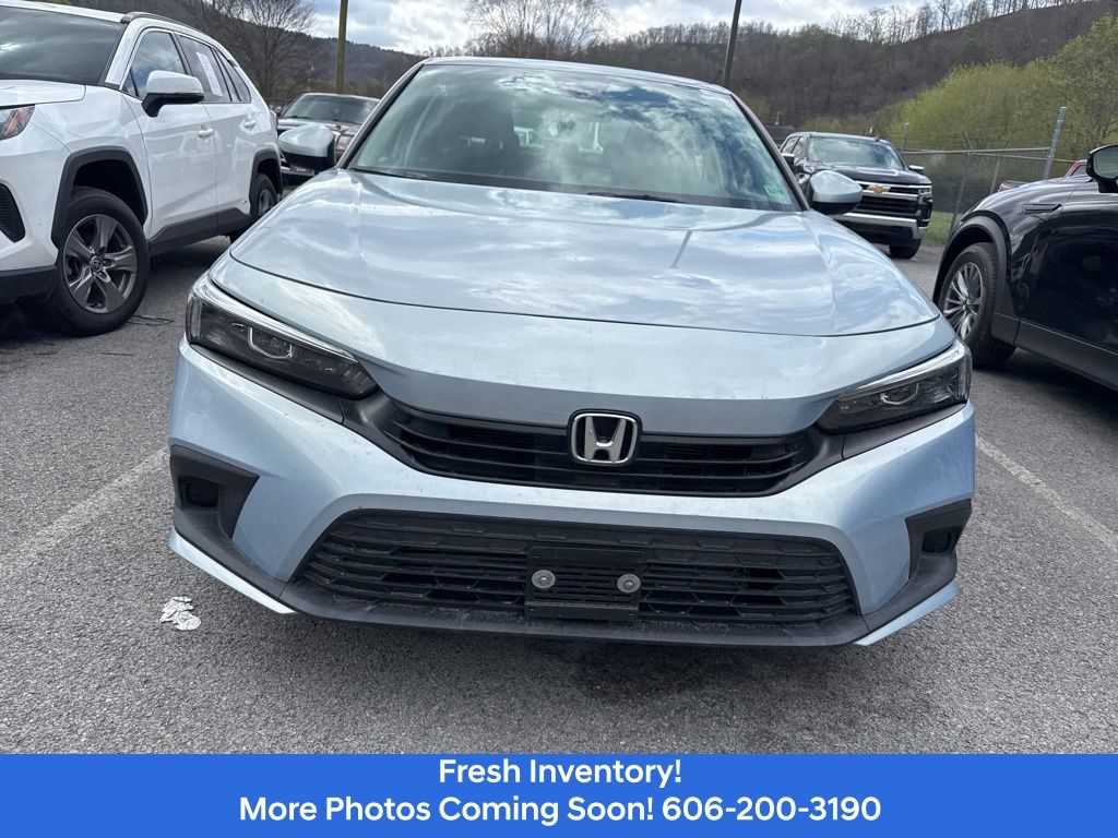 View vehicle photo 2