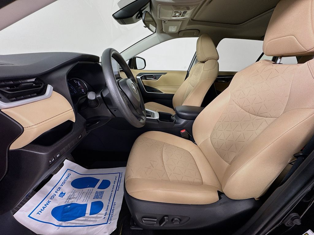 Used Car 2025 Toyota Rav4  Xle For Sale Under $35,000 In Austin, Texas
