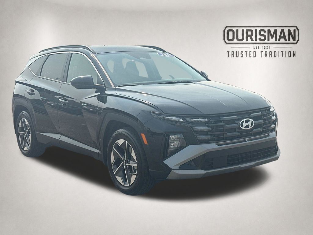 Phantom Black 2025 Hyundai Tucson SUV / Crossover Front-Wheel Drive 8-Speed Automatic