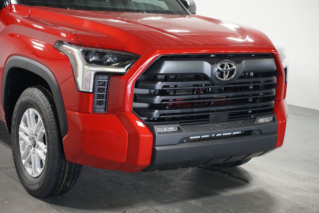 Thumbnail: 2025 Toyota Tundra - 4