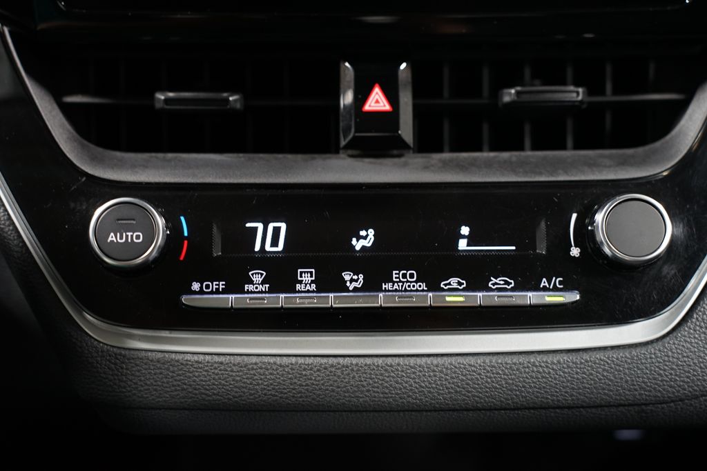 2023 Toyota Corolla LE 20