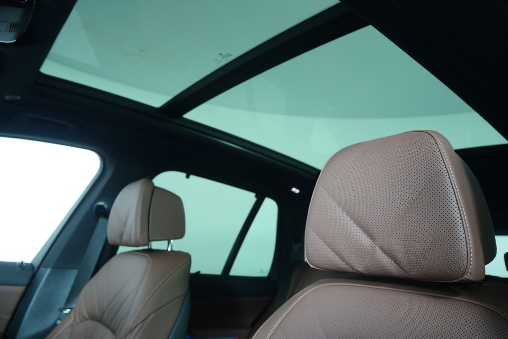 Thumbnail: 2026 BMW X5 - 11