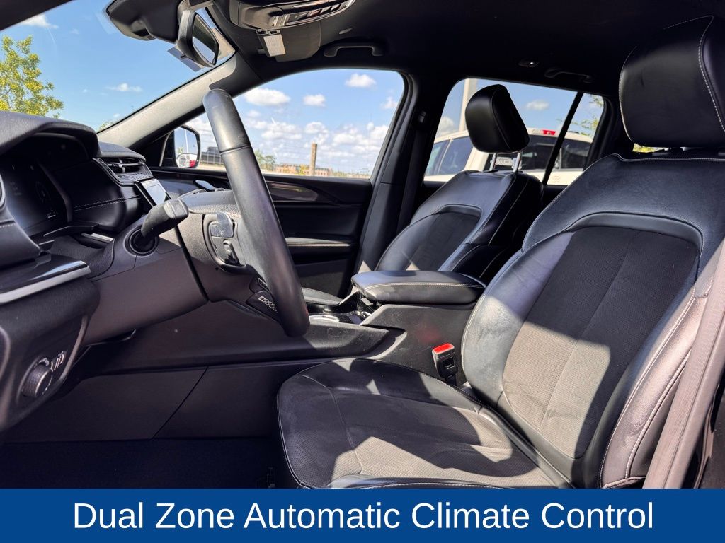 2022 Jeep Grand Cherokee Altitude