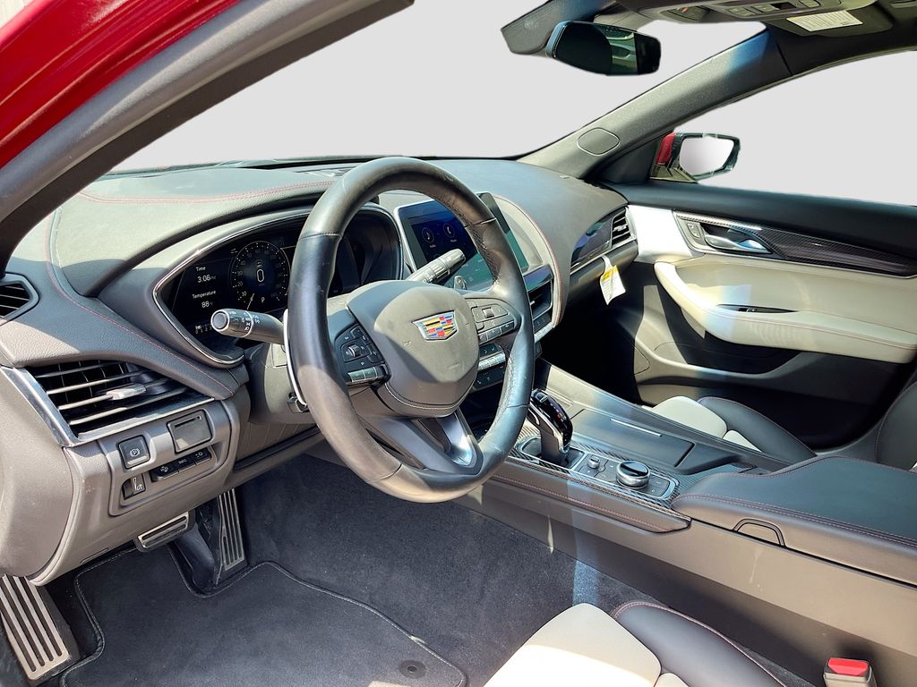 2024 Cadillac CT5 V-Series - Photo 9