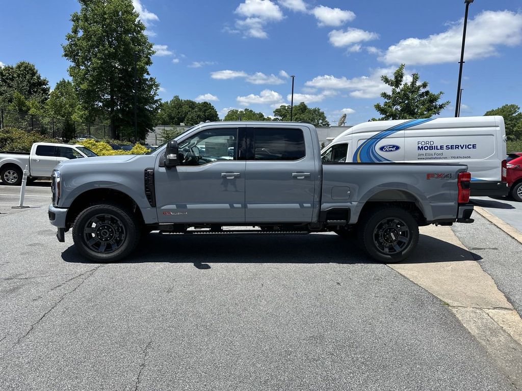 2024 Ford F-350SD Lariat 4