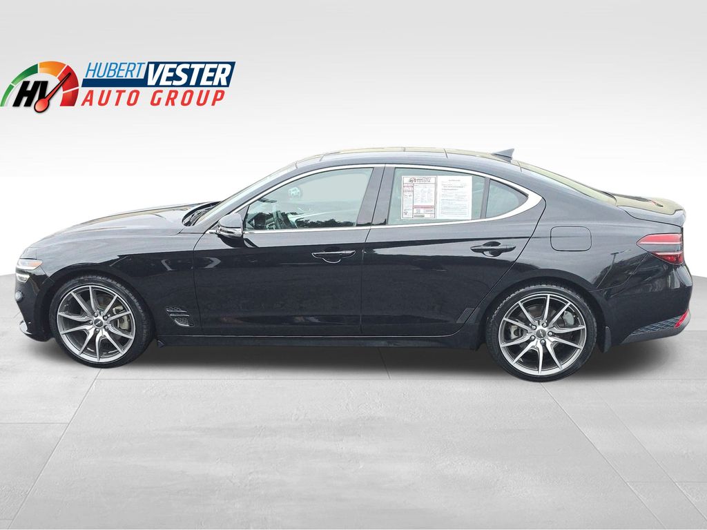 2022 GENESIS G70 Standard's photo