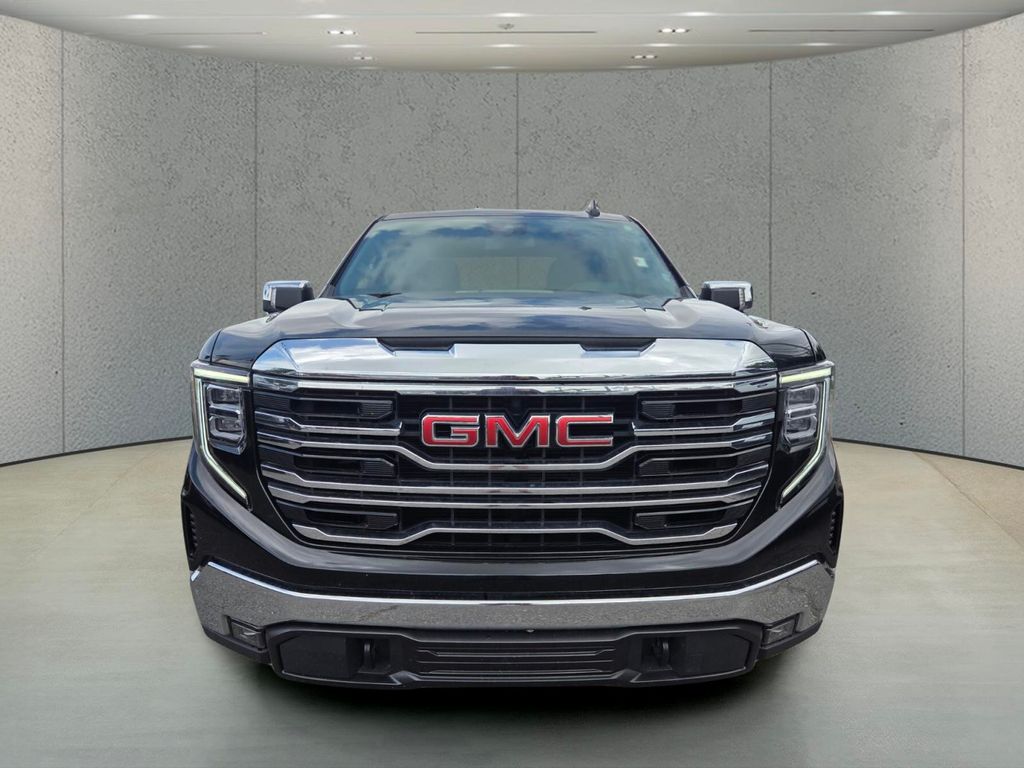 Certified Used 2025 Black GMC SLT image 8