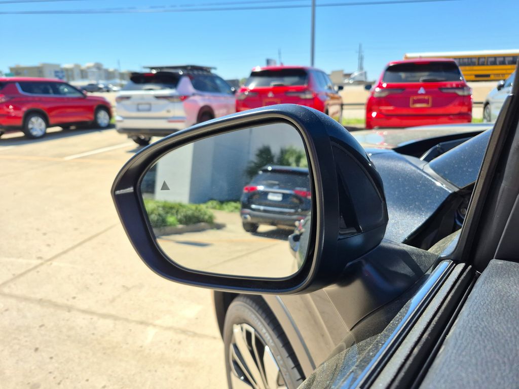 2026 Mitsubishi Outlander SEL - 11